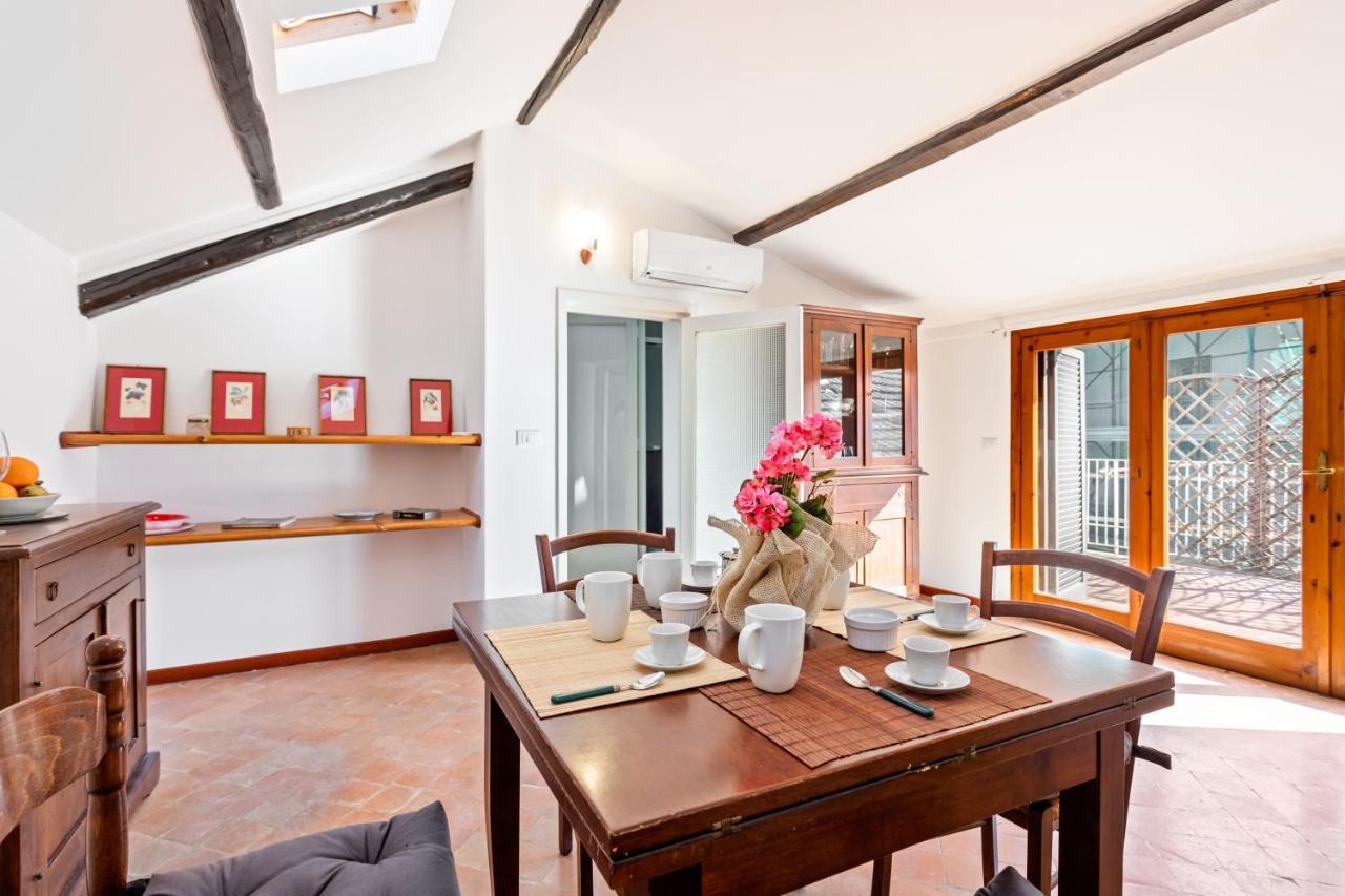 Liberta Frame Apartment With Terrace And Etna View Catania Bagian luar foto