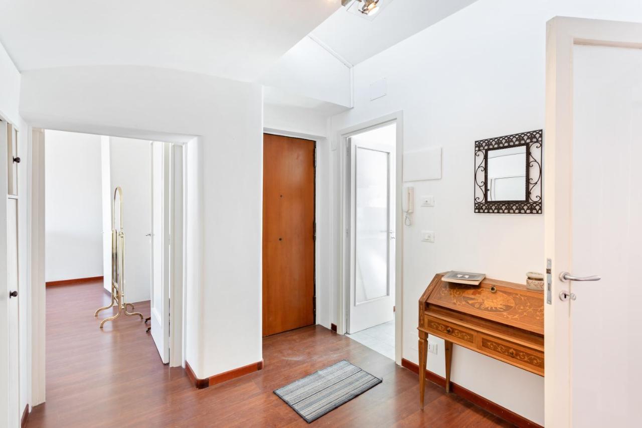 Liberta Frame Apartment With Terrace And Etna View Catania Bagian luar foto