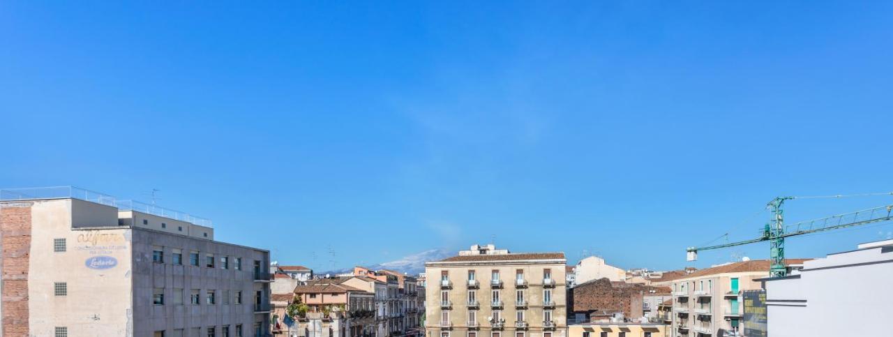 Liberta Frame Apartment With Terrace And Etna View Catania Bagian luar foto